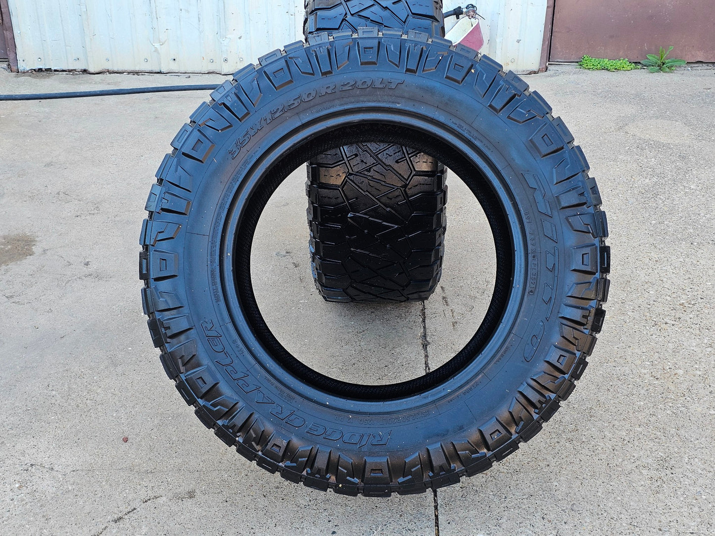 NITTO RIDGE GRAPPLER 35X12.50R20LT TIRES #4167