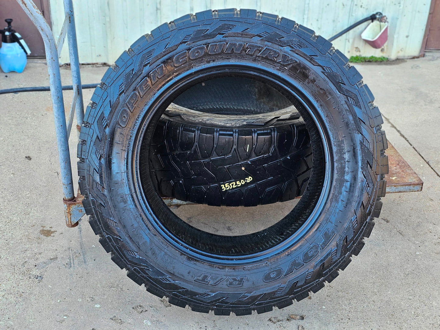 TOYO R/T OPEN COUNTRY 32X12.5R20 TIRES #4168