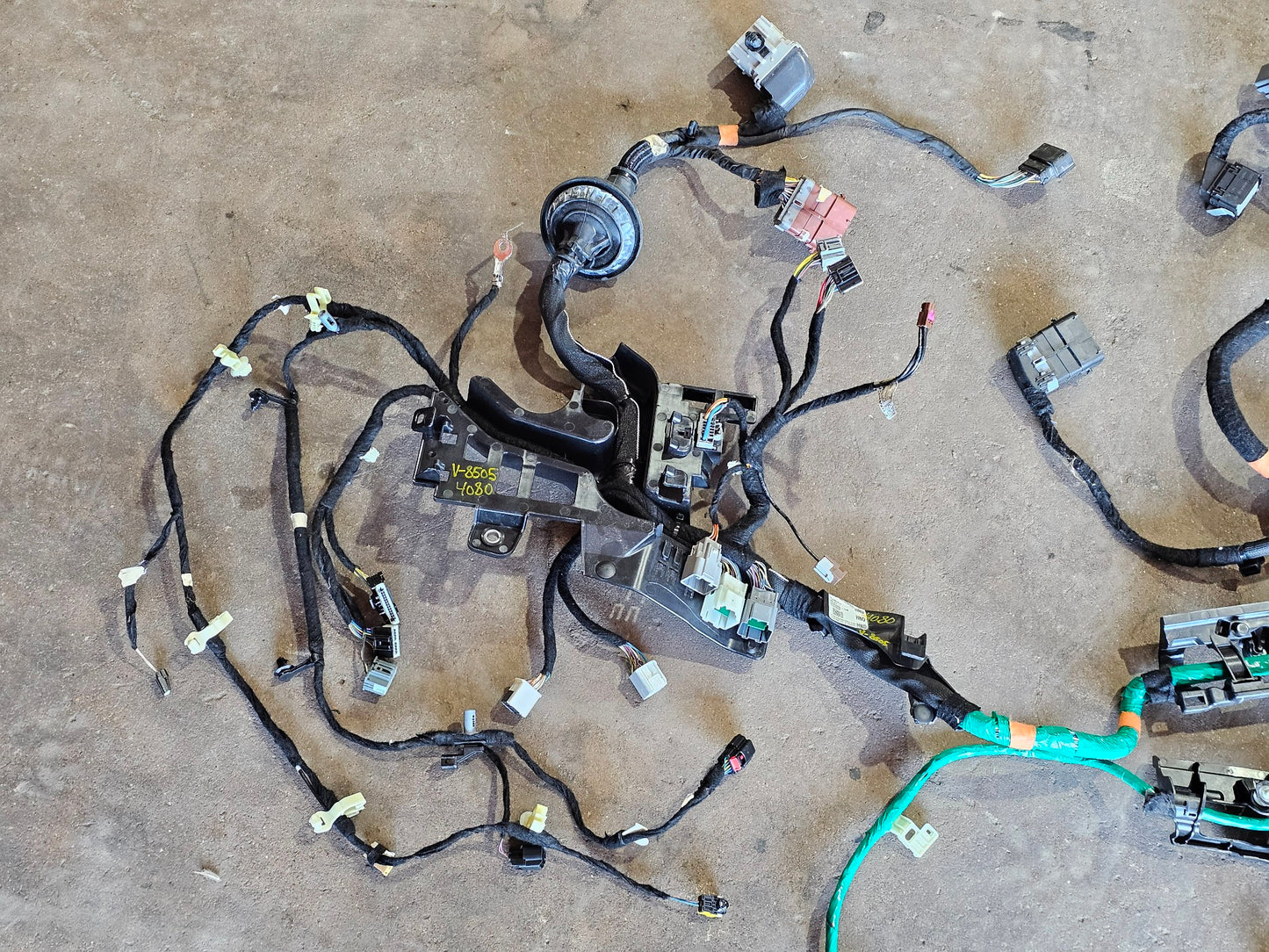 21-22 FORD F150 CREW CAB FLOOR WIRE HARNESS NL3T-14A005-HN - 4180