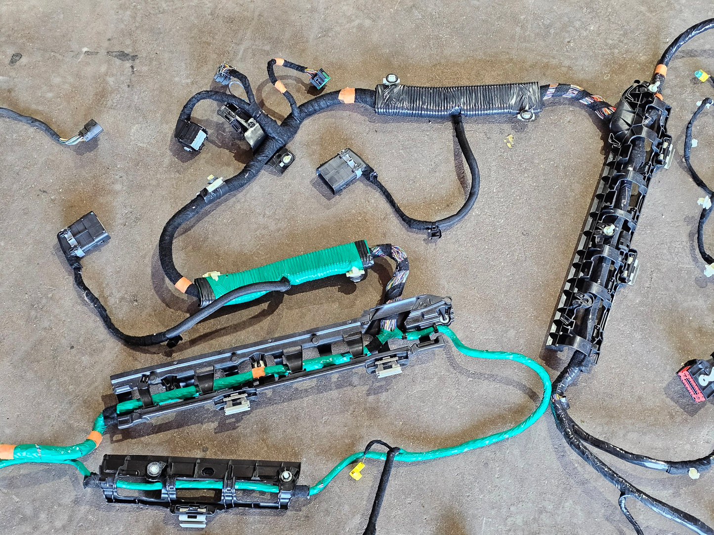 21-22 FORD F150 CREW CAB FLOOR WIRE HARNESS NL3T-14A005-HN - 4180
