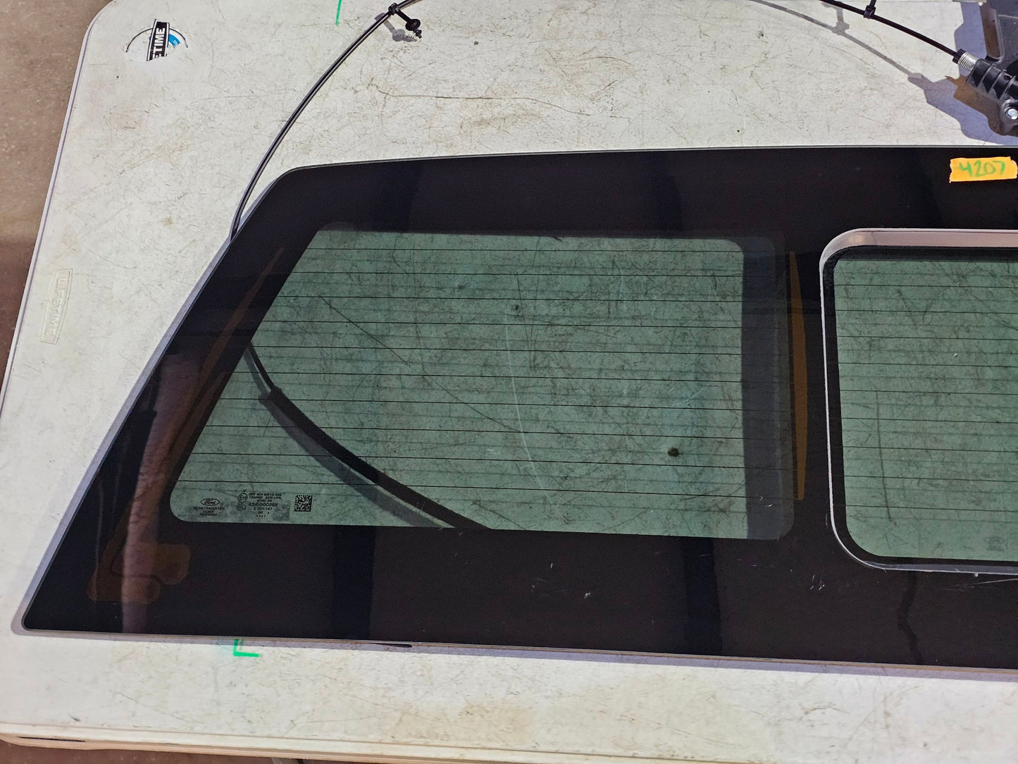 2014-2018 SILVERADO SIERRA 1500 OEM REAR SLIDING REAR WINDOW GLASS PANEL #4207