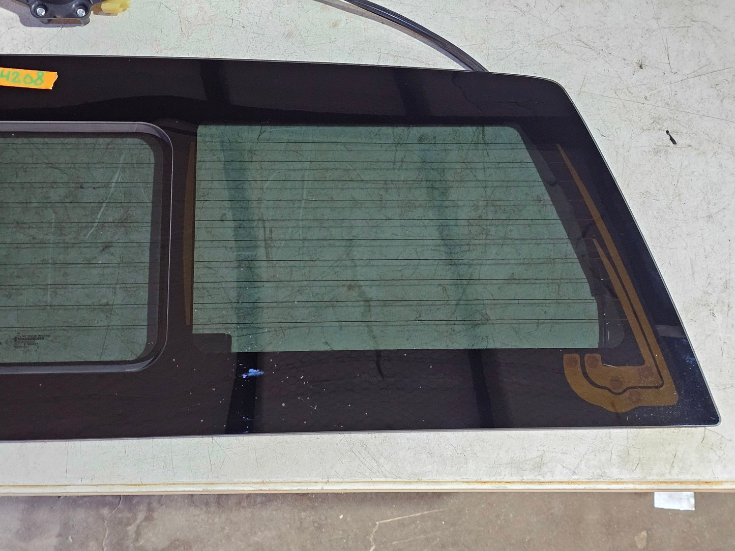 2015-2020 FORD F150 REAR SLIDING WINDOW GLASS DEFROSTER #4208