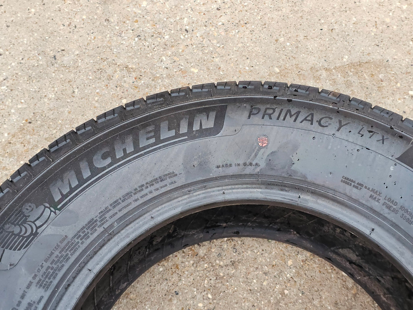 **4-MICHELIN PRIMACY LTX 245/70R17 TIRES #4239