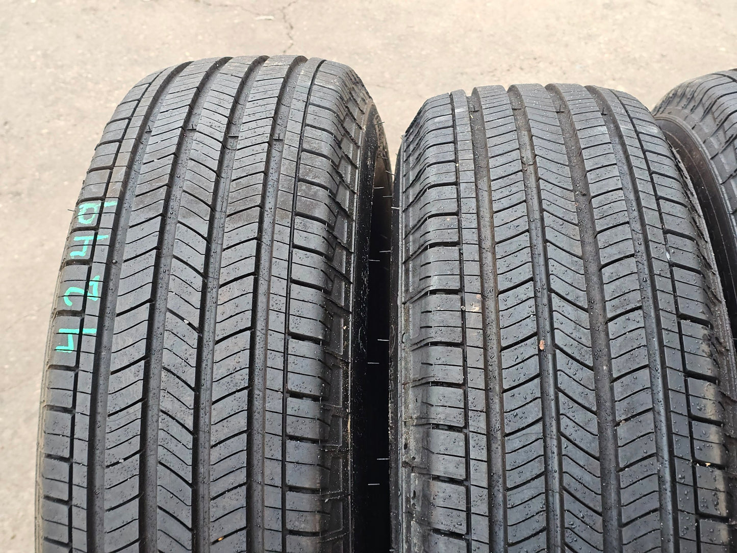 **4-MICHELIN PRIMACY LTX 245/70R17 TIRES #4239