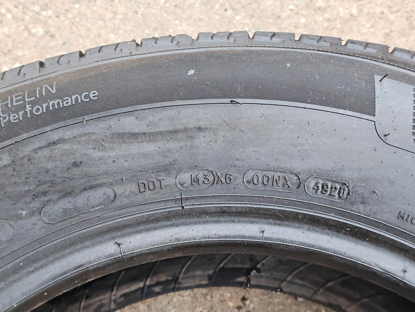 **4-MICHELIN PRIMACY LTX 245/70R17 TIRES #4239