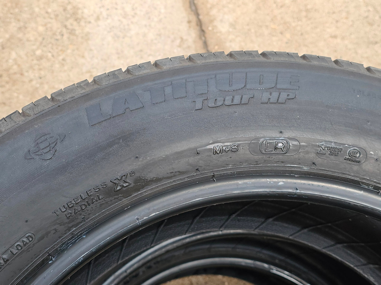 3)MICHELIN LATITUDE TOR HP 255/60R20 TIRES #4251