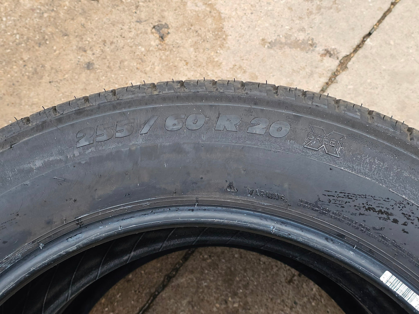3)MICHELIN LATITUDE TOR HP 255/60R20 TIRES #4251