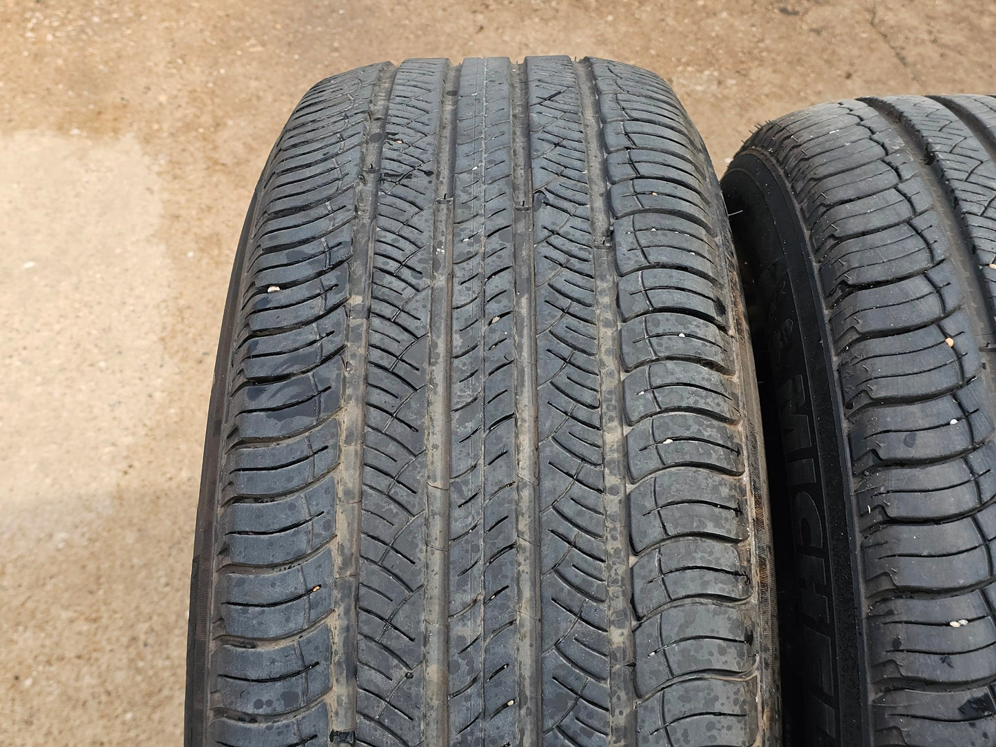 3)MICHELIN LATITUDE TOR HP 255/60R20 TIRES #4251