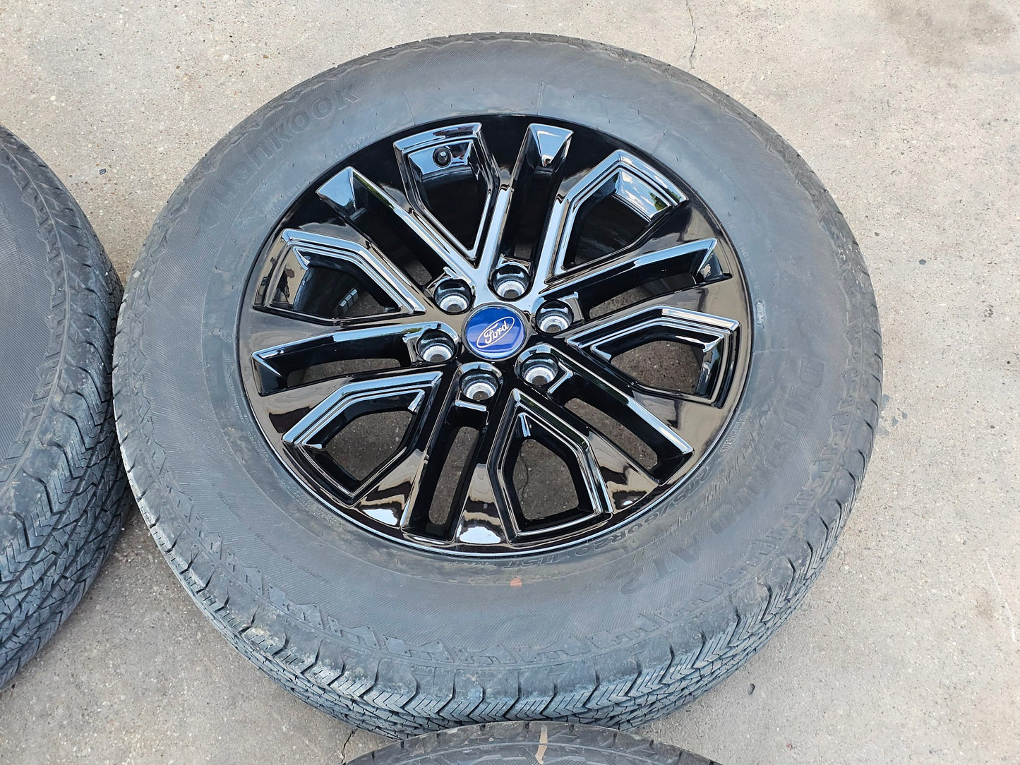 2025 20" FORD F150 PLATINUM BLACK WHEELS RIMS HANKOOK TIRES 2021 EXPEDITION 4277