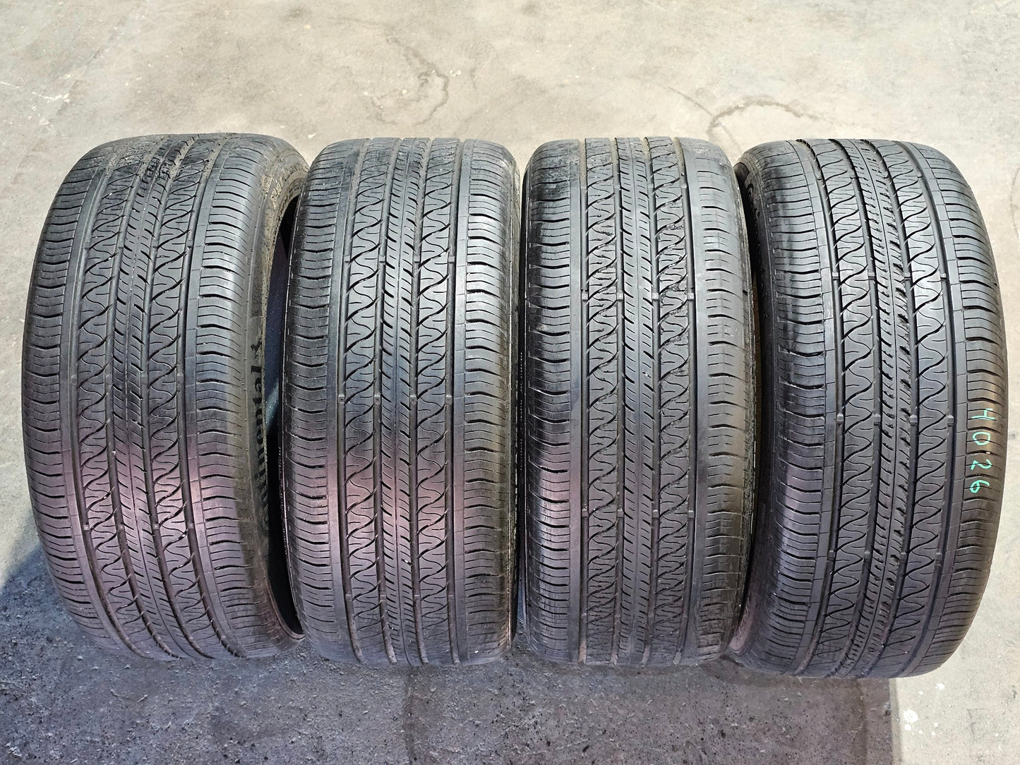 4) CONTINENTAL PRO CONTACT RX 255/45/19 #4026