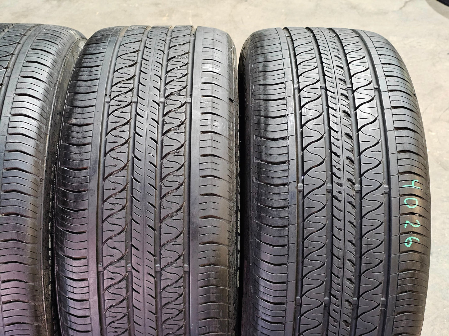 4) CONTINENTAL PRO CONTACT RX 255/45/19 #4026