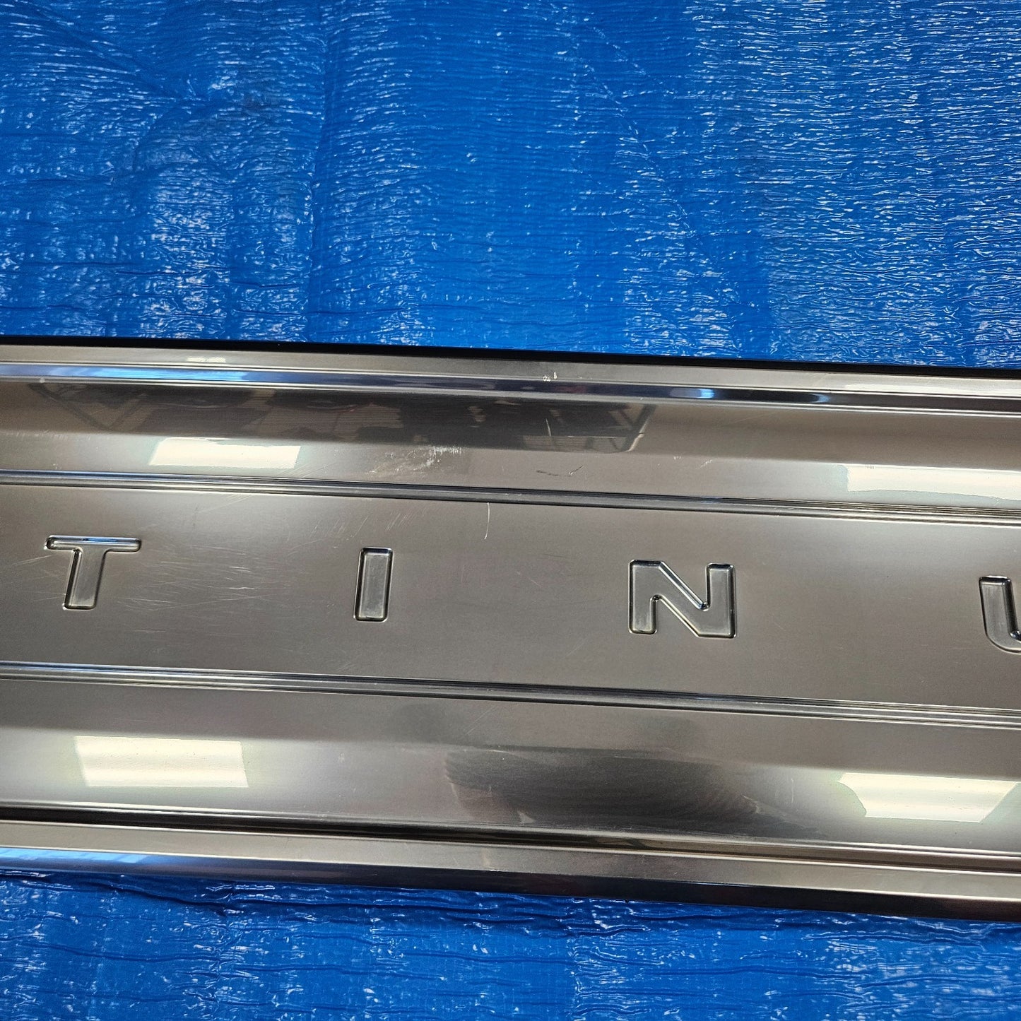 2017 2018 2019 FORD PLATINUM F250 F350 F450 TAILGATE APPLIQUE PANEL #37953