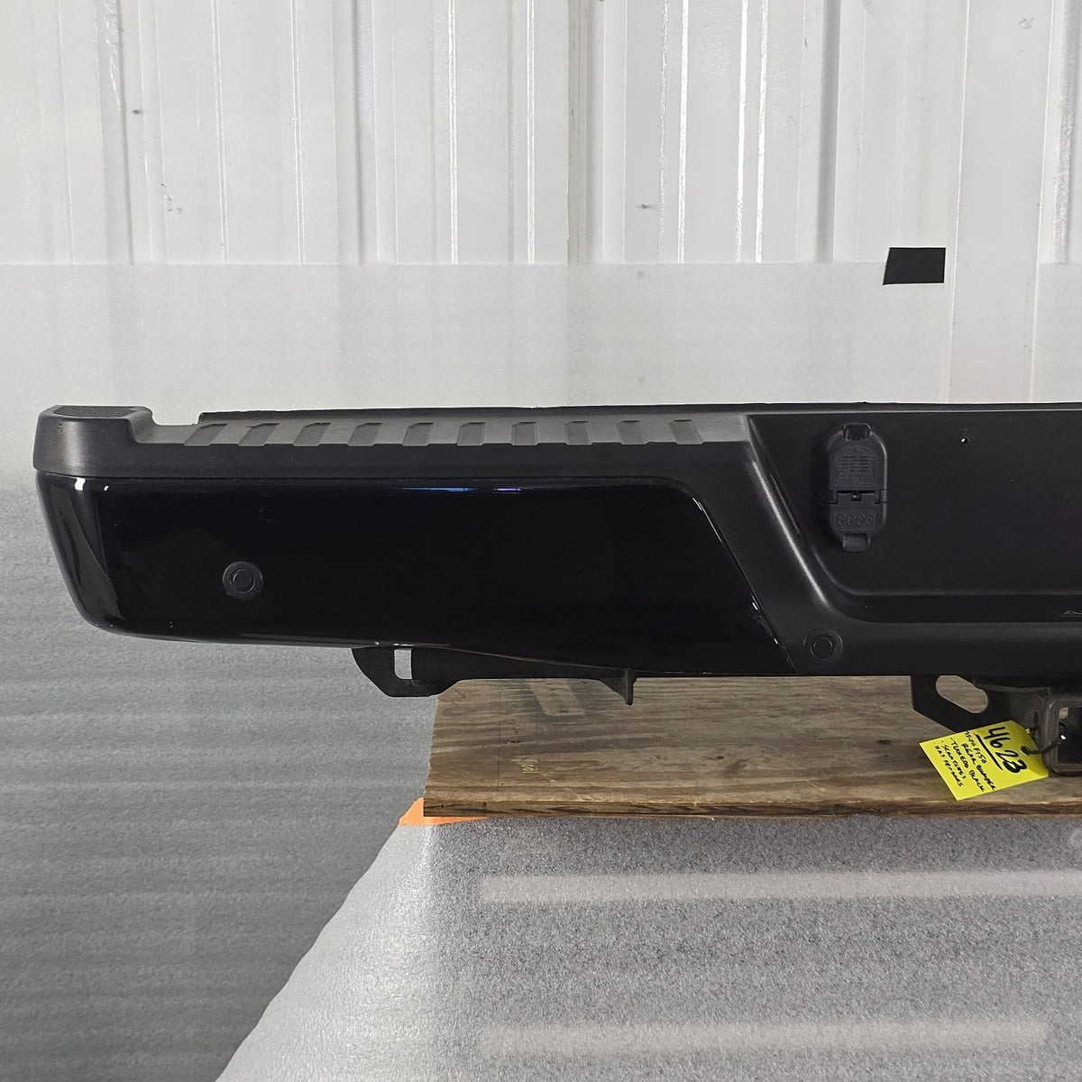 2015-2020 FORD F150 BLACK REAR BUMPER HITCH PARKING SENSORS 16 17 18 19 #46231