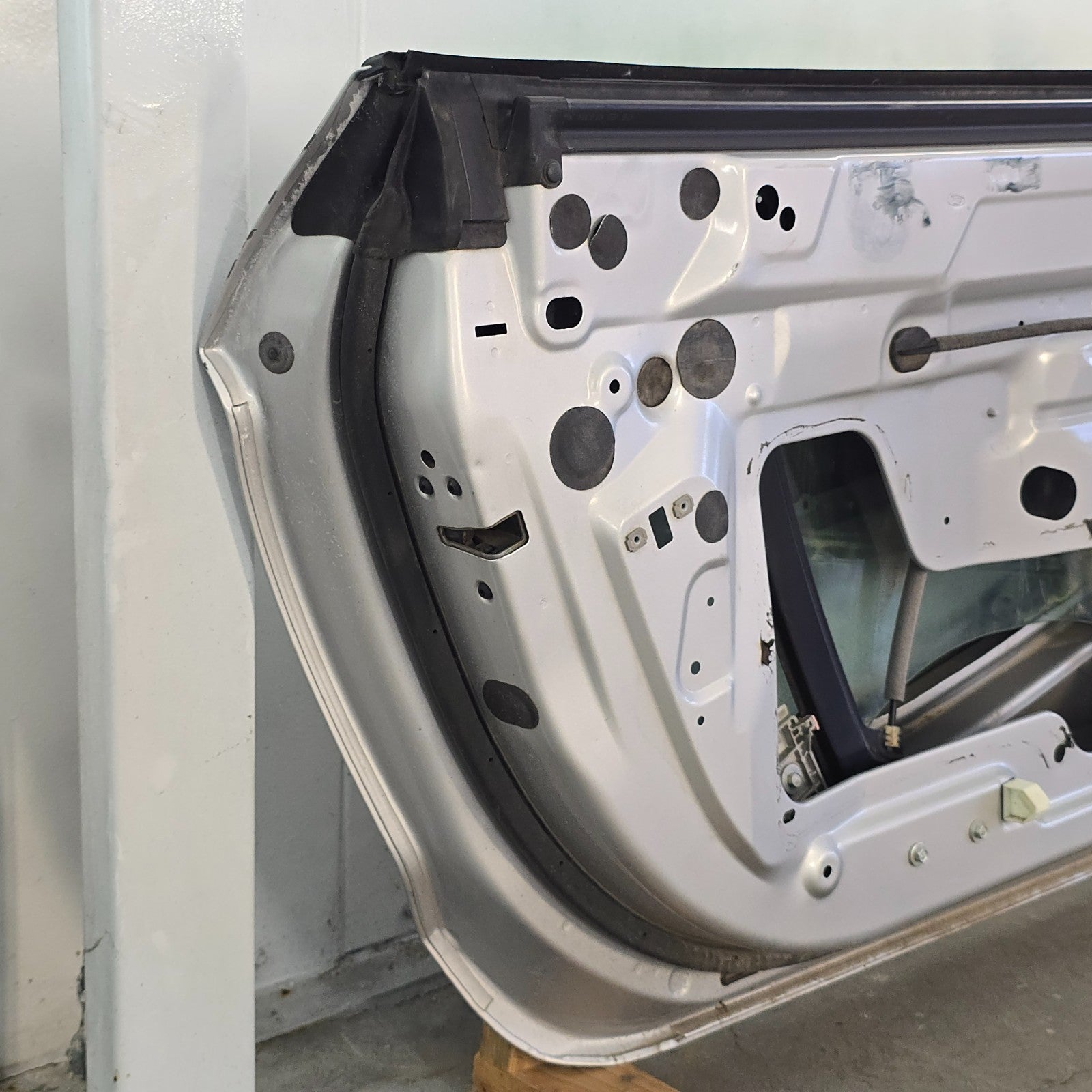 2015-2023 FORD MUSTANG GT COUPE DRIVER SILVER DOOR W/GLASS 16 17 18 19 #457910