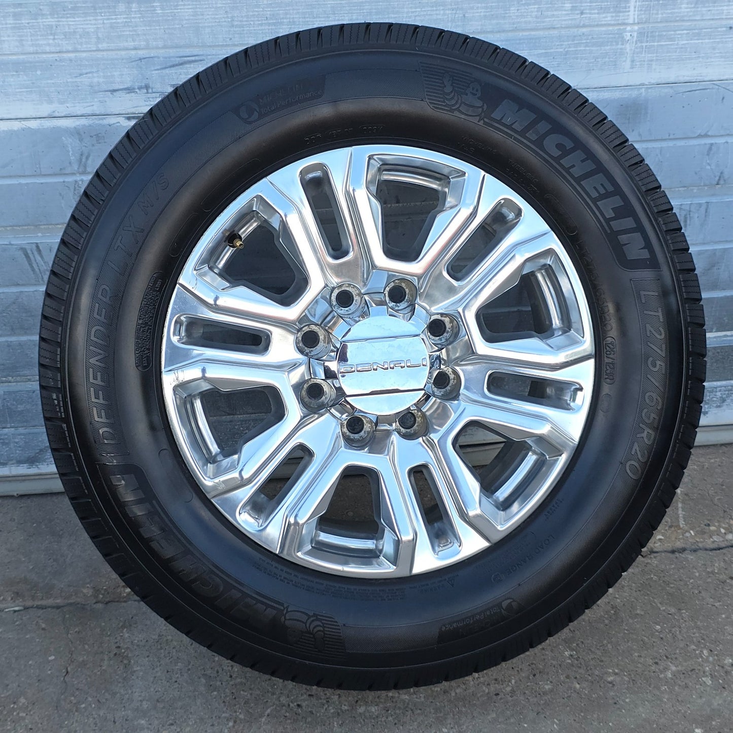 20" GMC SIERRA DENALI 2500 3500 POLISHED OEM WHEELS TIRES 84604600 #45656