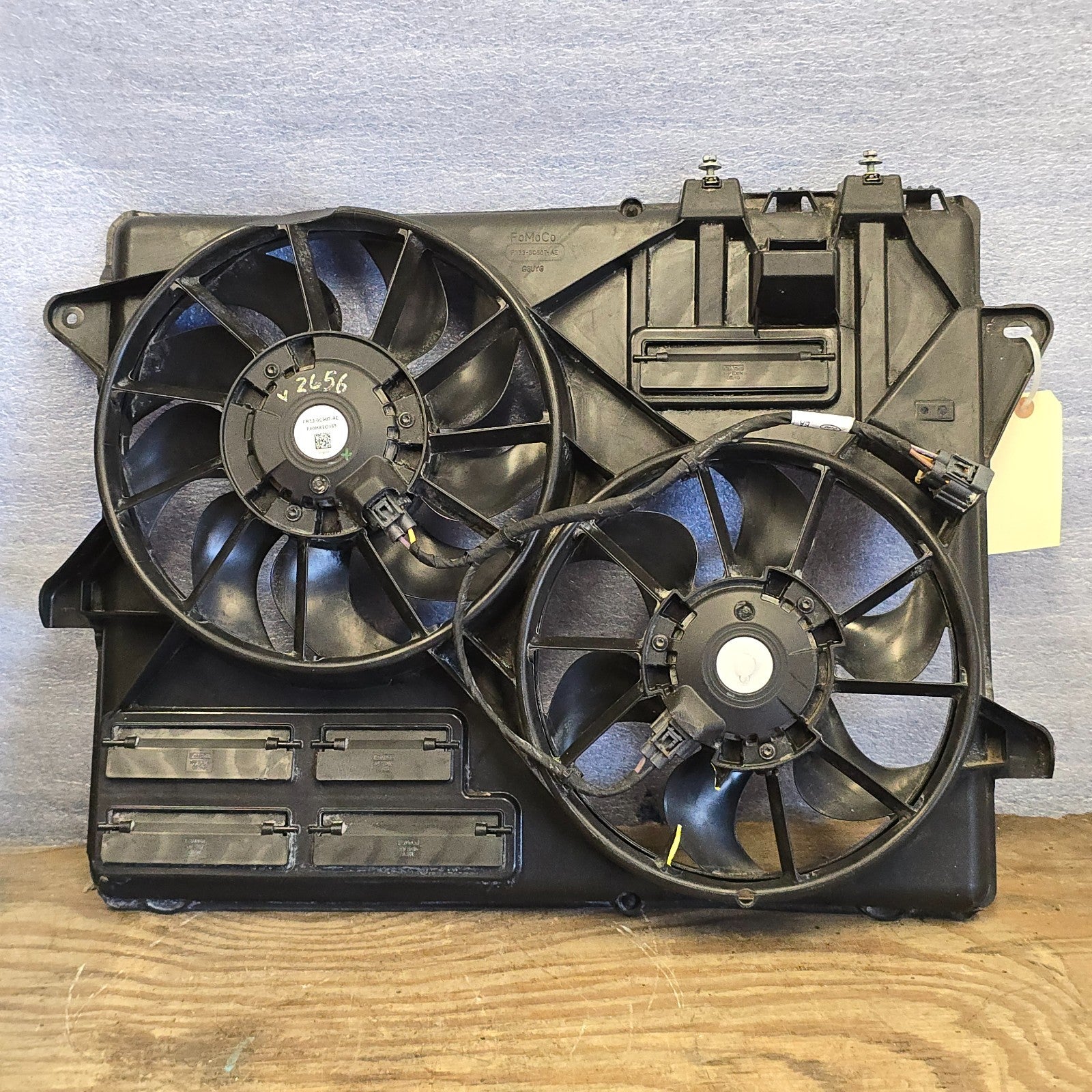 15-23 Ford Mustang GT Radiator Cooling Fan Motor FR33-8C607-AE 18 19 OEM #45390