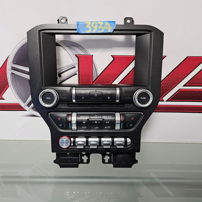 2015-2019 FORD MUSTANG 8" RADIO SCREEN SYNC AC CONTROLS STEREO #39348