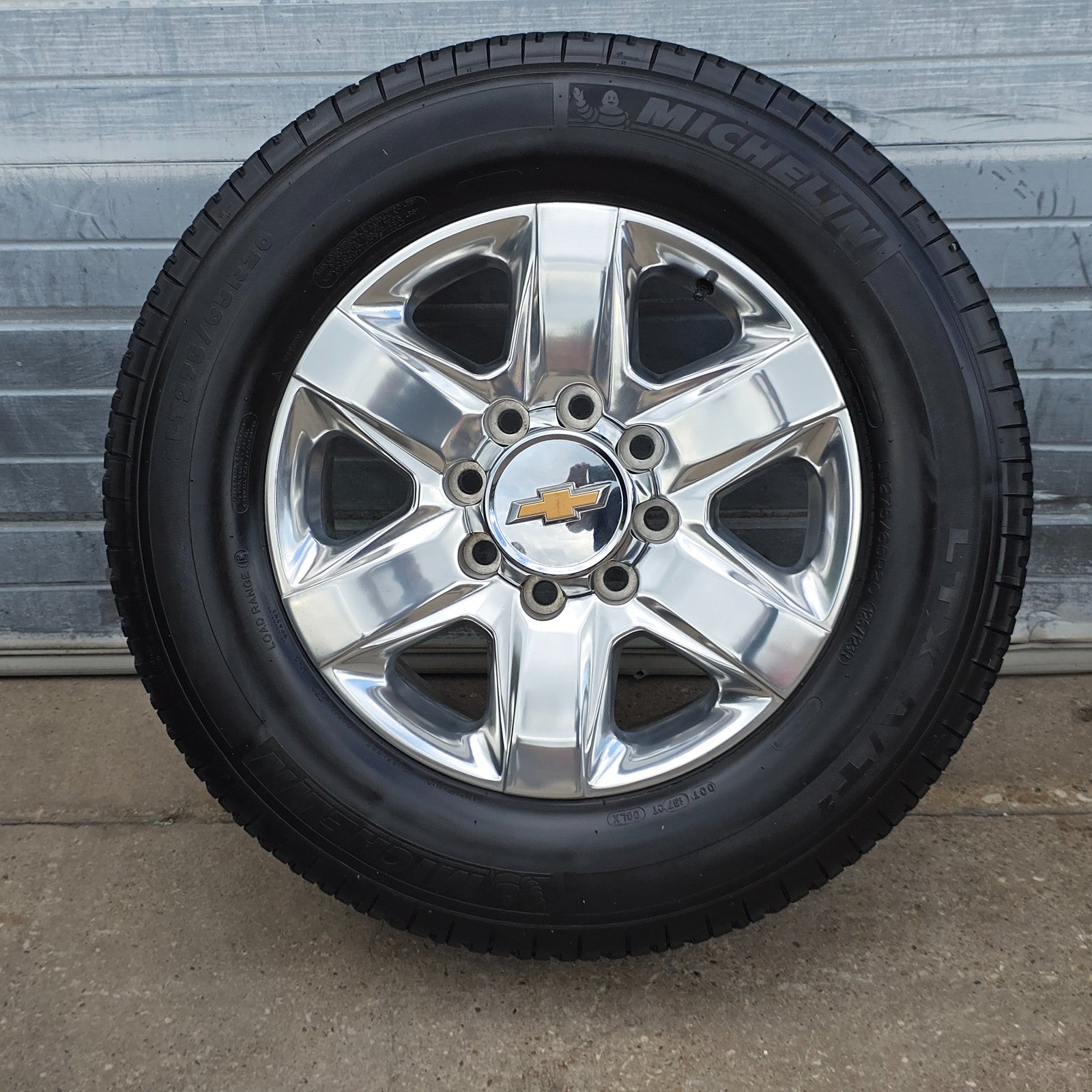 20" CHEVY SILVERADO 2500 3500 GMC SIERRA POLISHED WHEELS TIRES 24 22 23 LT #45671