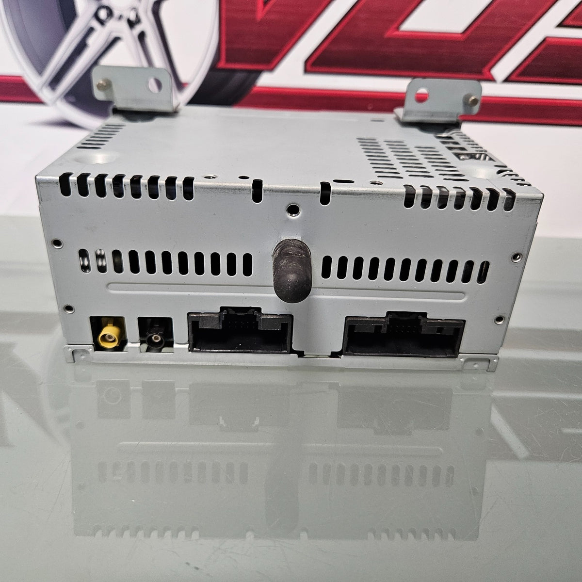 18-19 FORD MUSTANG GT RADIO AUDIO RECEIVER CONTROL MODULE JR3T-19C107-CA #39362