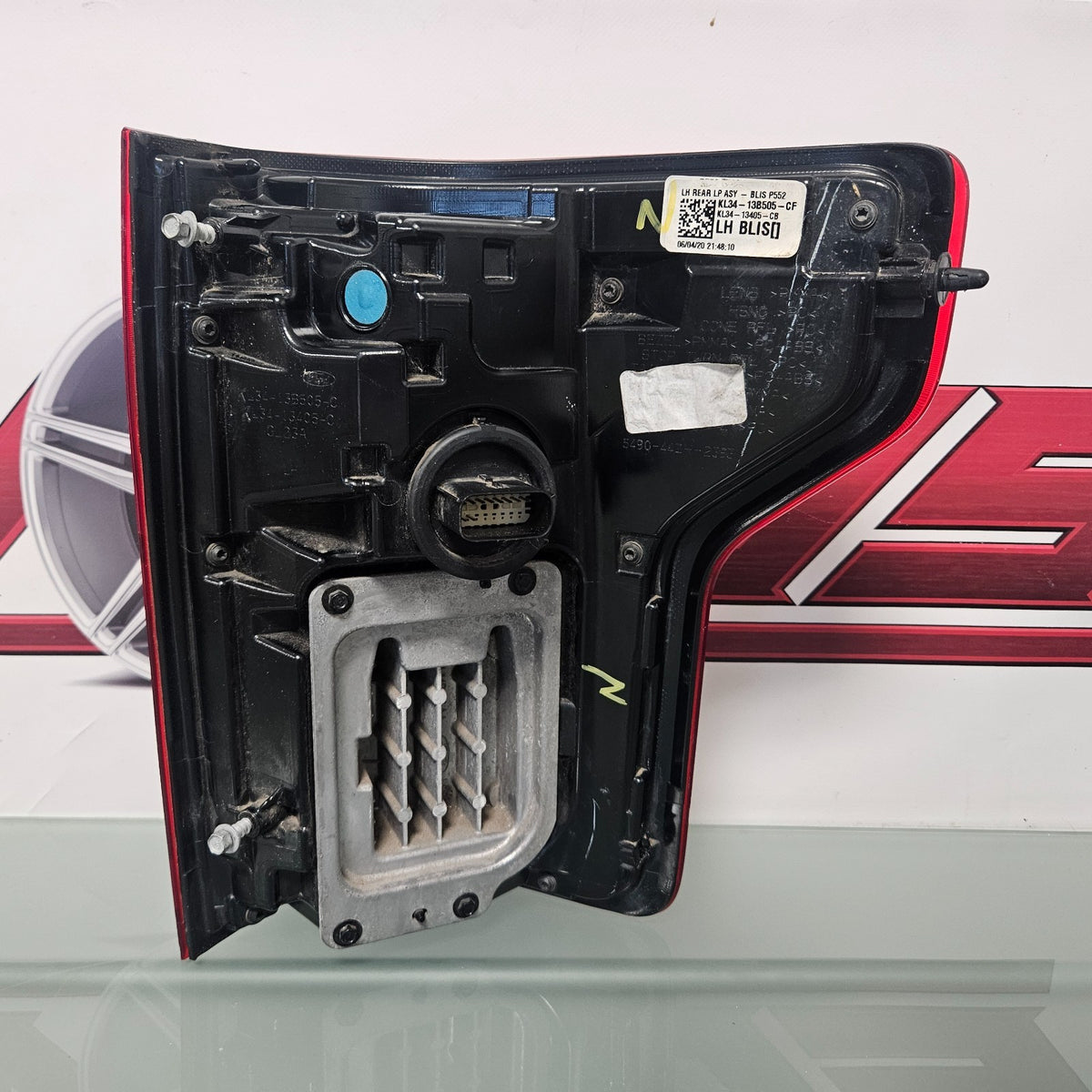 2018 2019 2020 FORD F150 LEFT DRIVER LED TAILLIGHT BLIS BLIND SPOT MODULE #37564