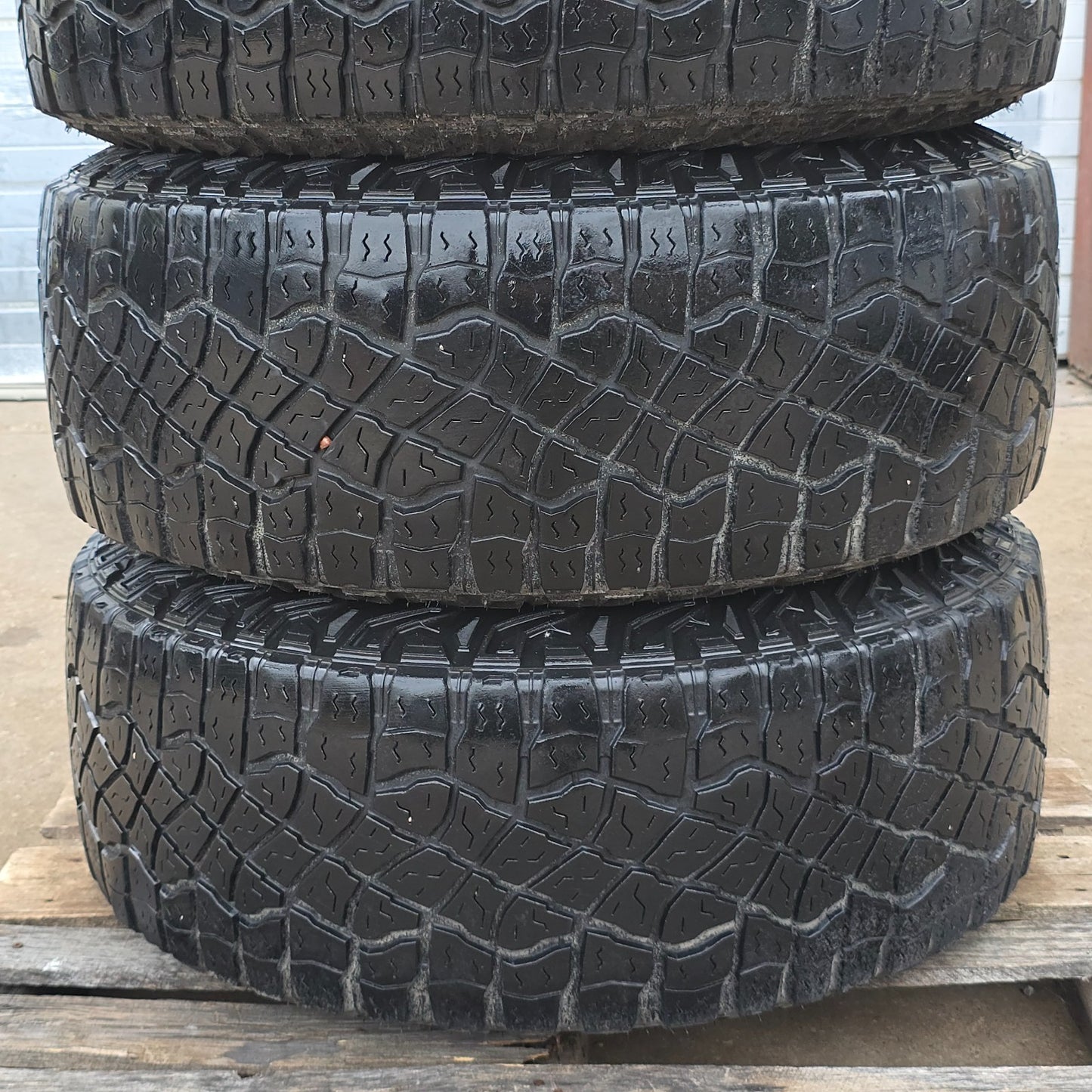 2021-2025 DODGE RAM 1500 TRX BLACK WHEELS TIRES 68497383AA #460514