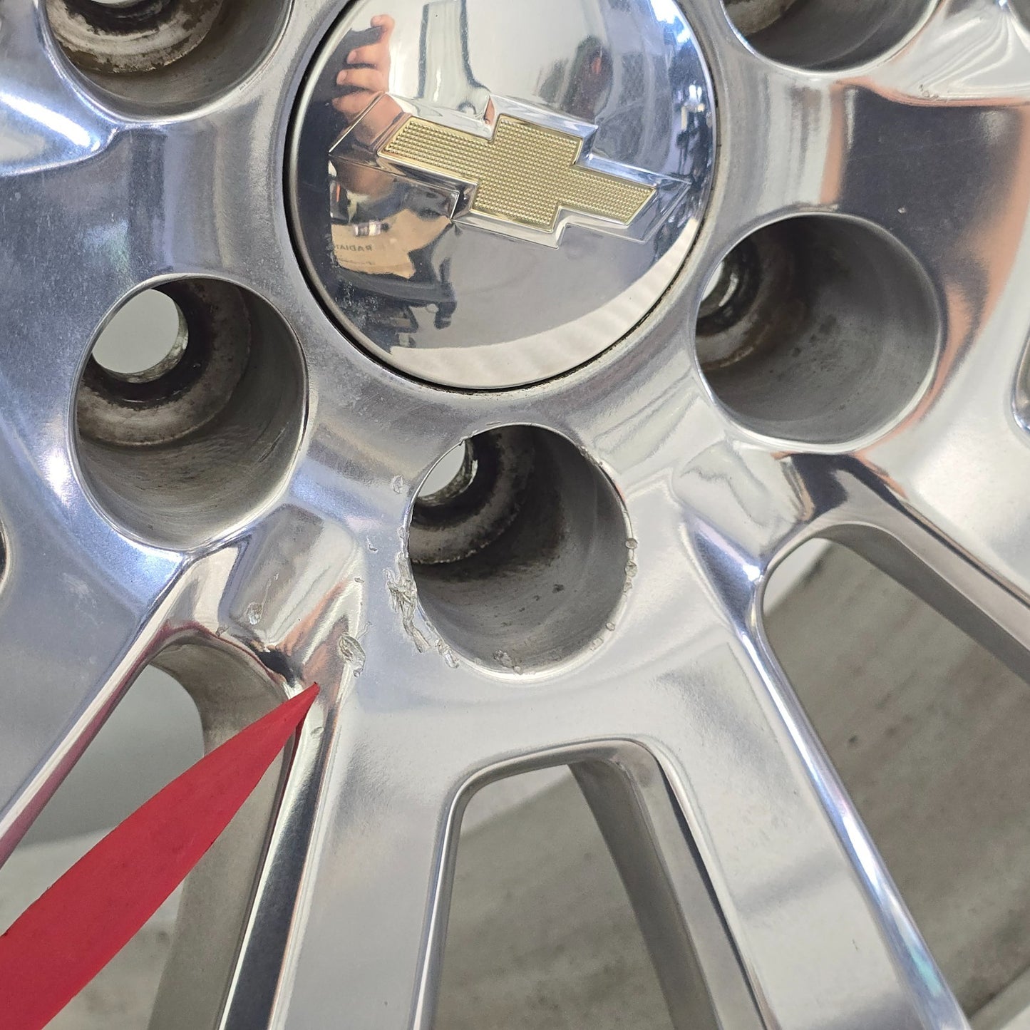 2 CRACKS- 22" CHEVY SILVERADO 1500 TAHOE HIGH COUNTRY POLISHED WHEEL 19 20 #46042