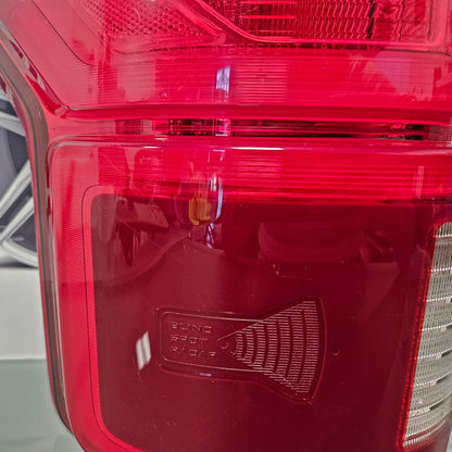 2018 2019 2020 FORD F150 LEFT DRIVER LED TAILLIGHT BLIS BLIND SPOT MODULE #37563