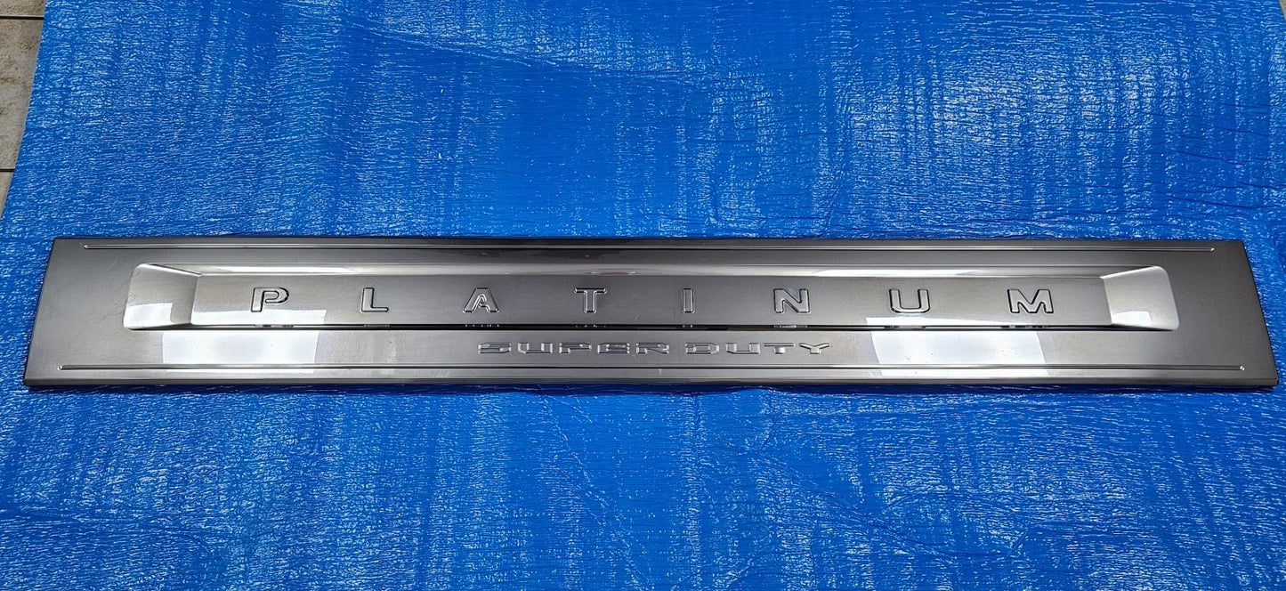 2020 2021 2022 FORD F250 F350 F450 PLATINUM TAILGATE PANEL APPLIQUE #37830